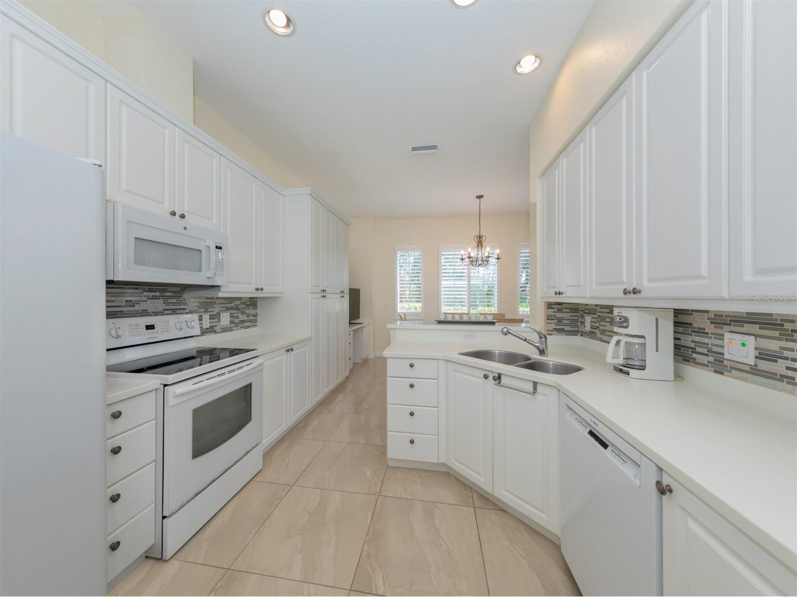 5531 46th Court W #5531 Bradenton FL 34210 N6143805 image18