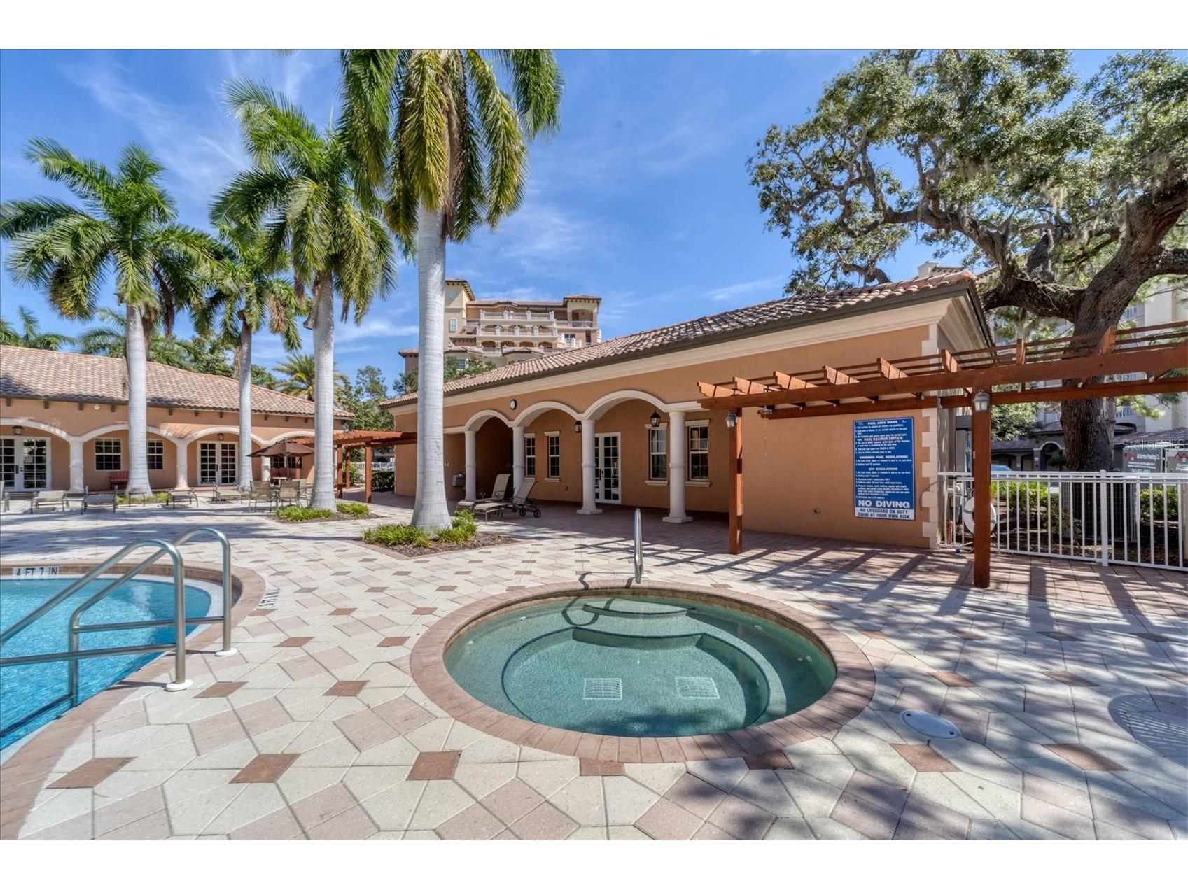 5531 Cannes Circle #603 Sarasota FL 34231 A4685329 image42