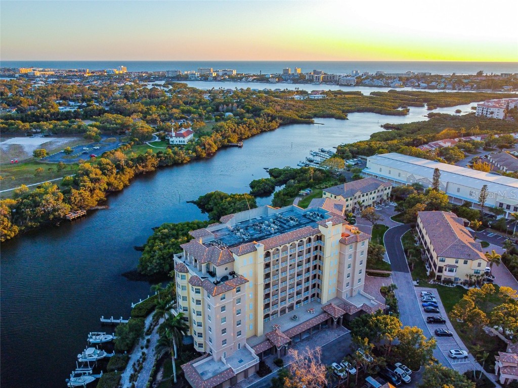 5531 Cannes Circle #803 Sarasota FL 34231 A4564904 image1