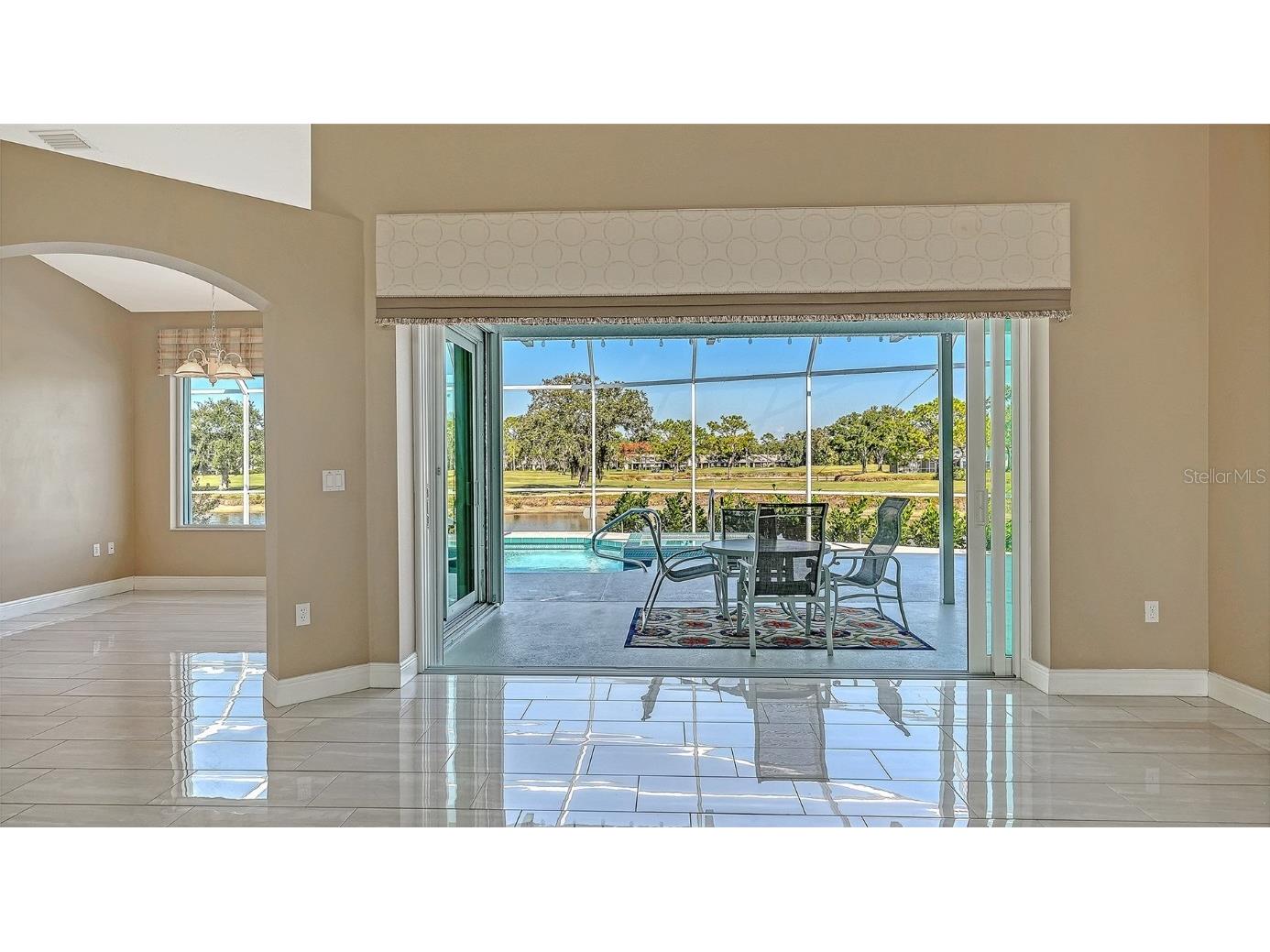 5531 Downham Meadows Sarasota FL 34235 A4670171 image2