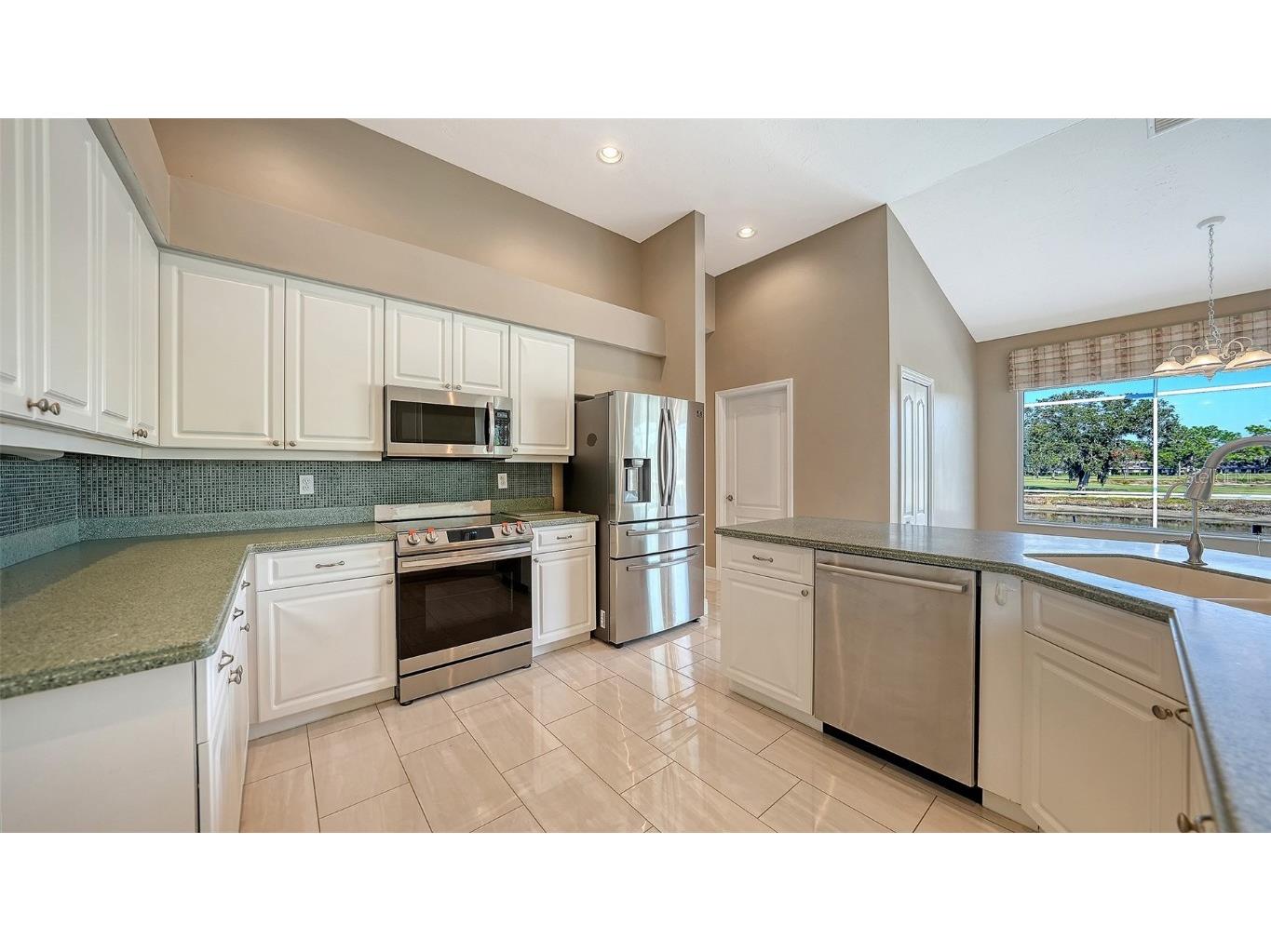 5531 Downham Meadows Sarasota FL 34235 A4670171 image9