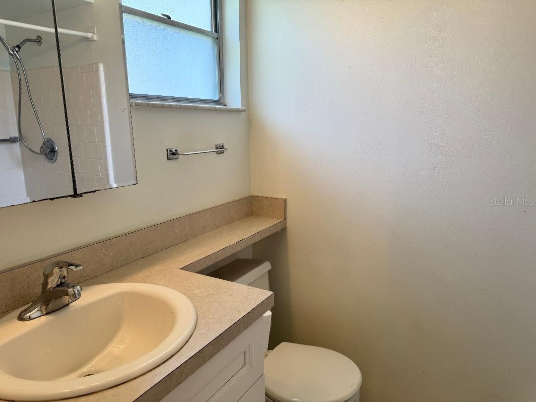 5531 Riverbluff Circle #V9 Sarasota FL 34231 A4662244 image12