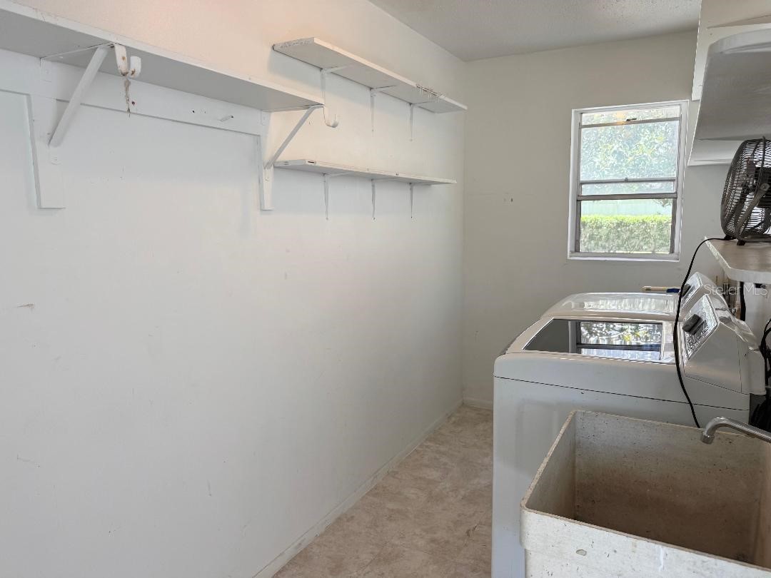 5531 Riverbluff Circle #V9 Sarasota FL 34231 A4662244 image17