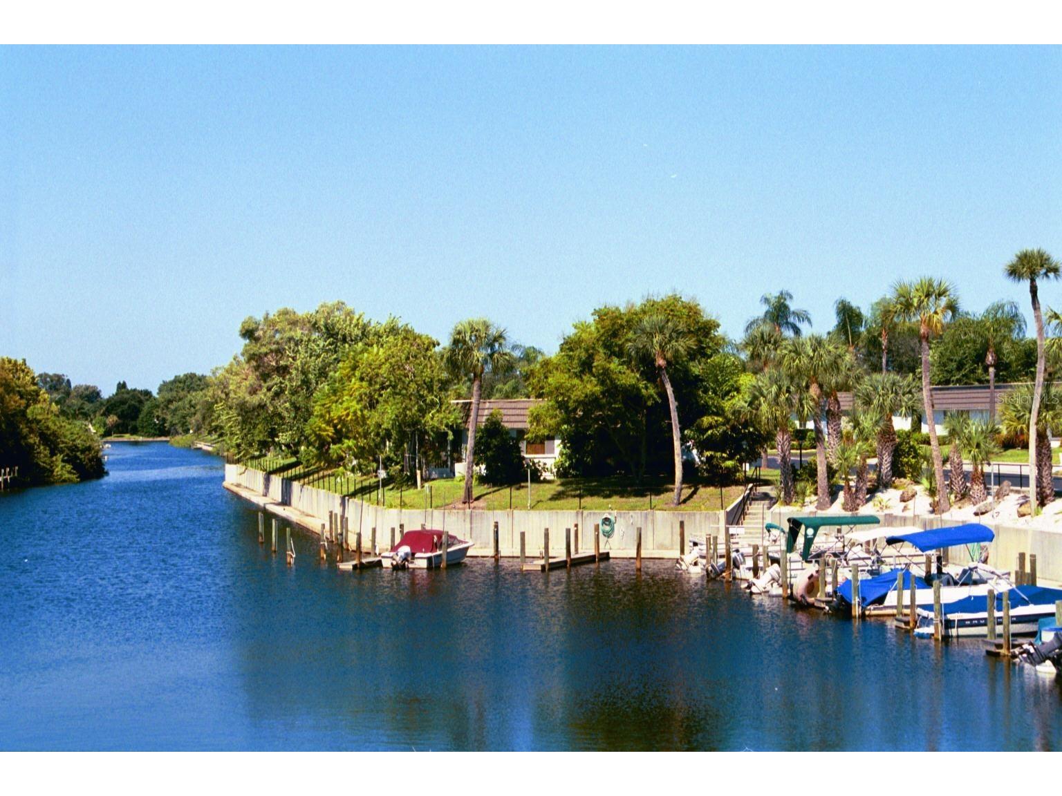 5531 Riverbluff Circle #V9 Sarasota FL 34231 A4662244 image26