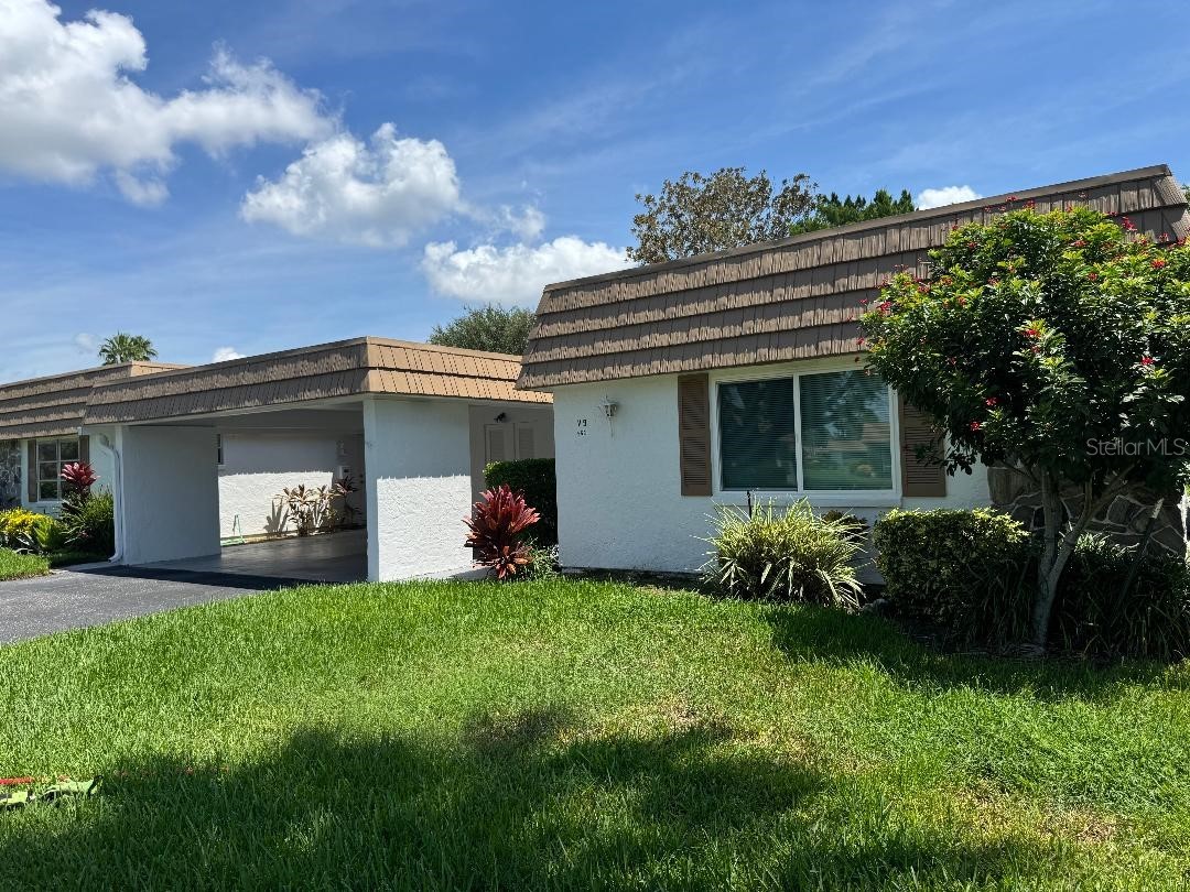 5531 Riverbluff Circle #V9 Sarasota FL 34231 A4662244 image3