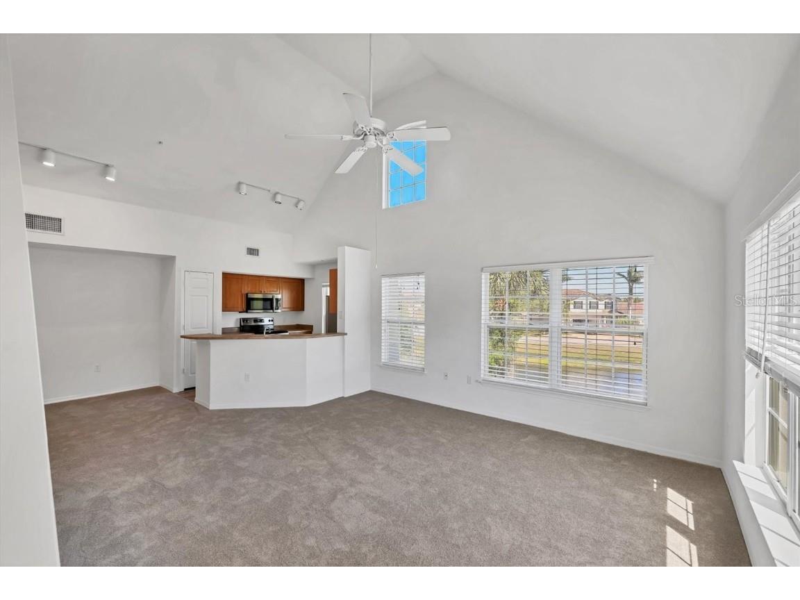 5531 Rosehill Road #204 Sarasota FL 34233 A4651037 image8