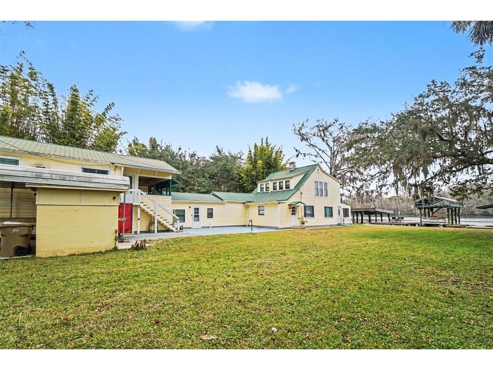 55316 Claire Street Astor FL 32102 - ST.JOHNS RIVER O6376841 image1