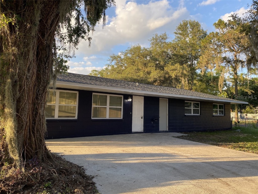 5532 20th Street Zephyrhills FL 33542 T3507756 image1