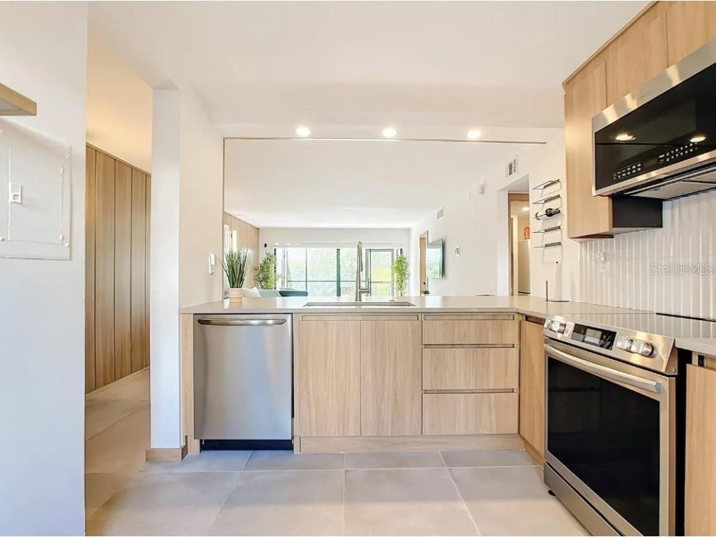 5532 Puerta Del Sol Boulevard S #136 Saint Petersburg FL 33715 TB8435890 image7