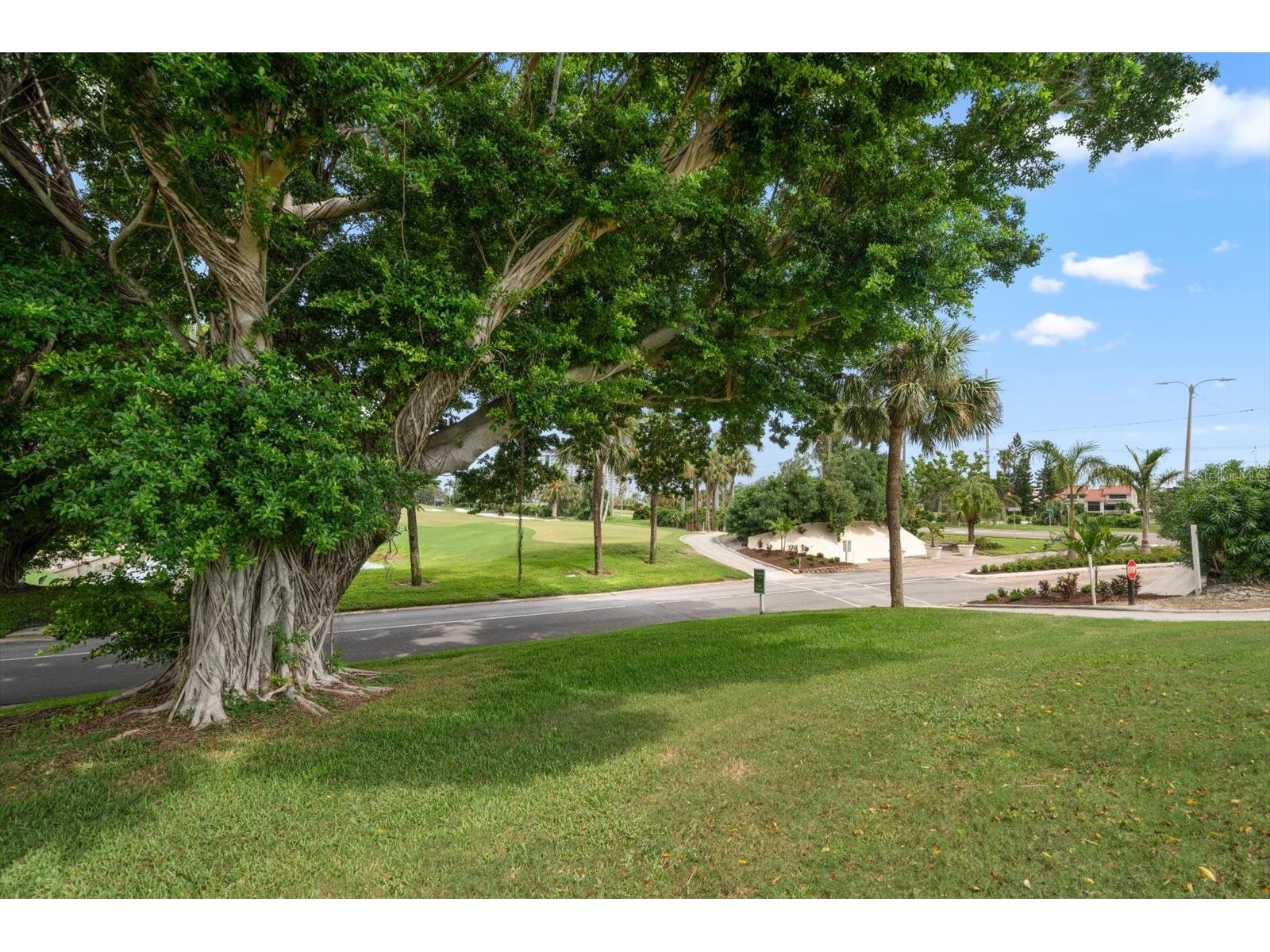 5532 Puerta Del Sol Boulevard S #138 Saint Petersburg FL 33715 - BOCA CIEGA BAY TB8505557 image36