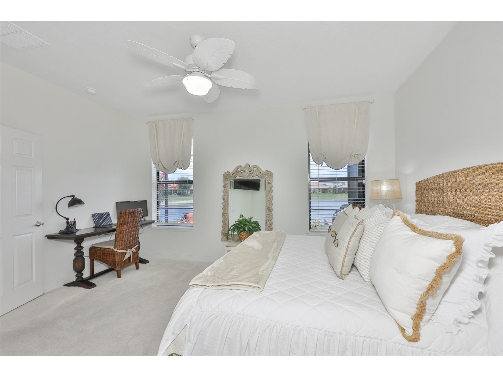 5532 Sunset Falls Drive Apollo Beach FL 33572 - SUNSET FALLS LOOP POND TB8519416 image23