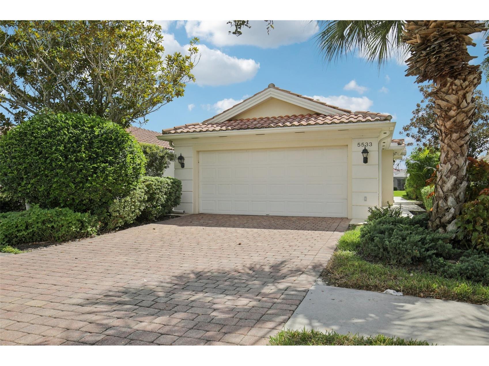 5533 Avellino Place Sarasota FL 34238 A4668915 image1