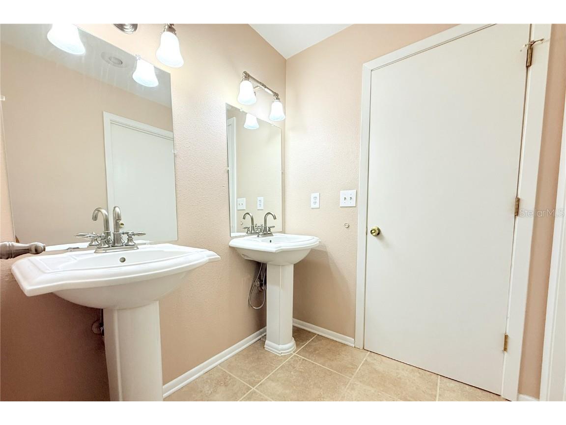 5533 Pentail Circle Tampa FL 33625 TB8428472 image62