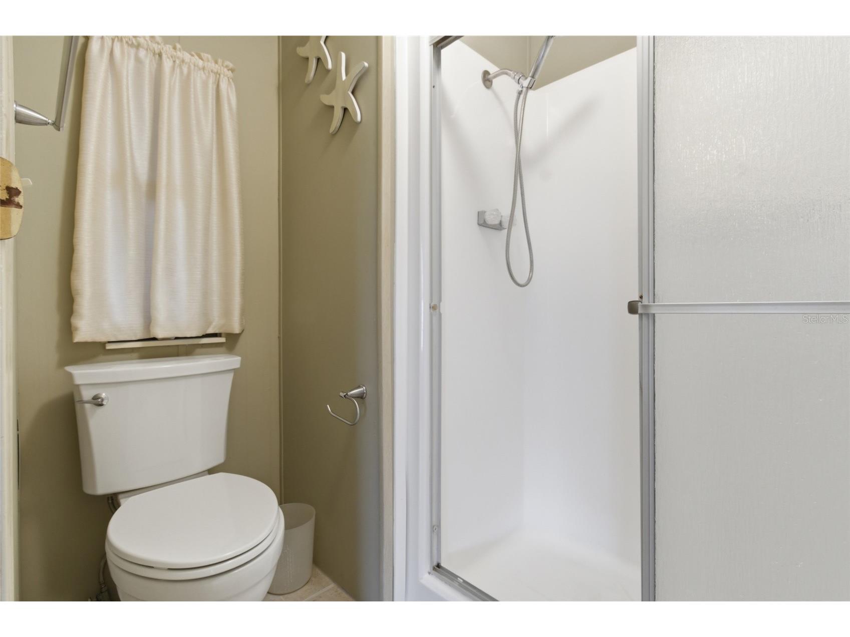 5533 Regal Way Zephyrhills FL 33541 TB8480640 image24