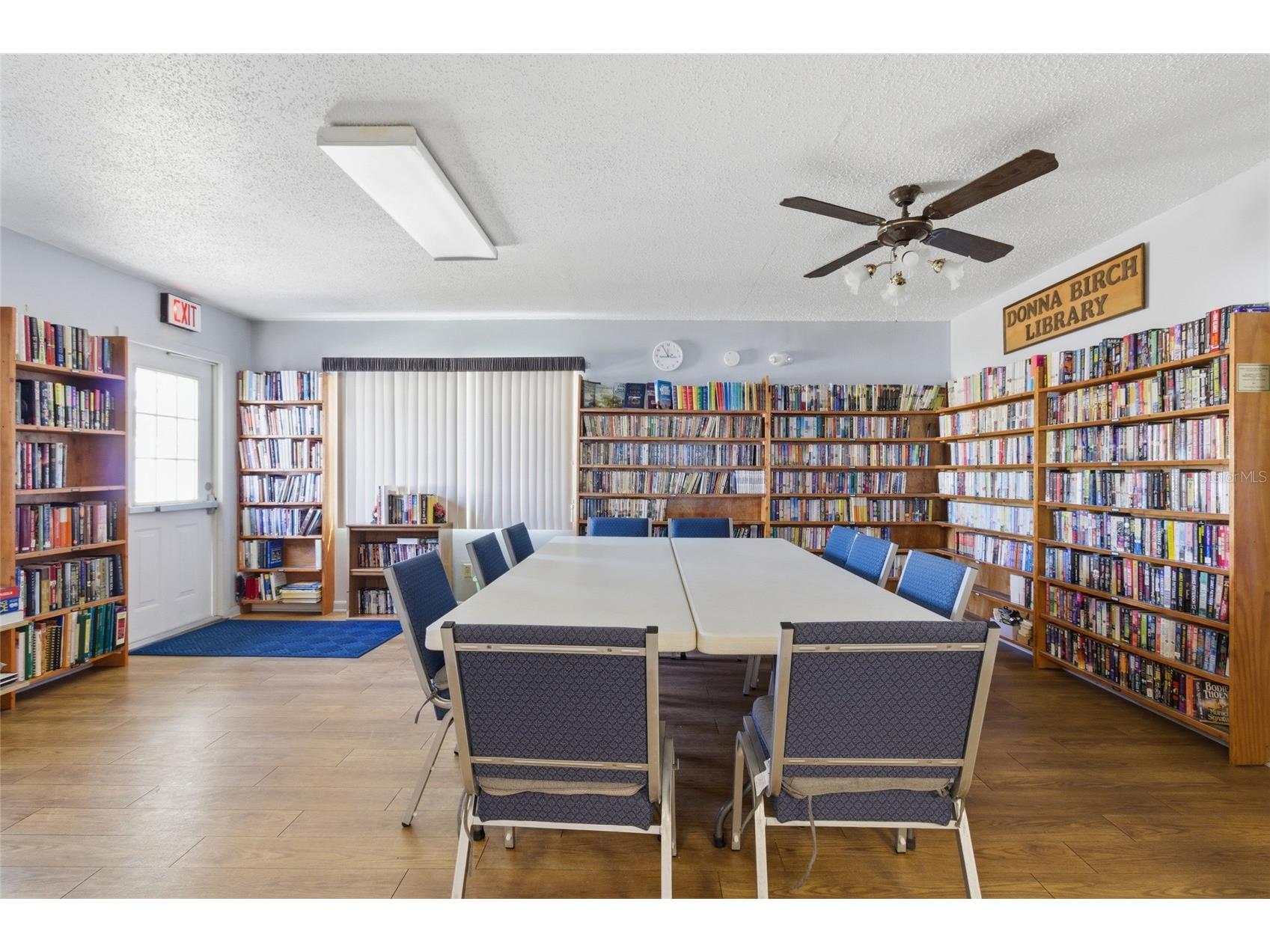 5533 Regal Way Zephyrhills FL 33541 TB8480640 image33