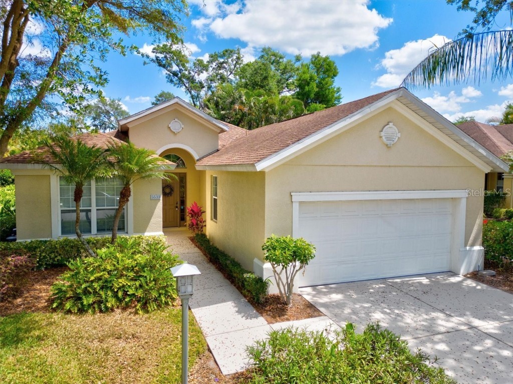 5533 Whitehead Street Bradenton FL 34203 - BRADEN RIVER A4563788 image1