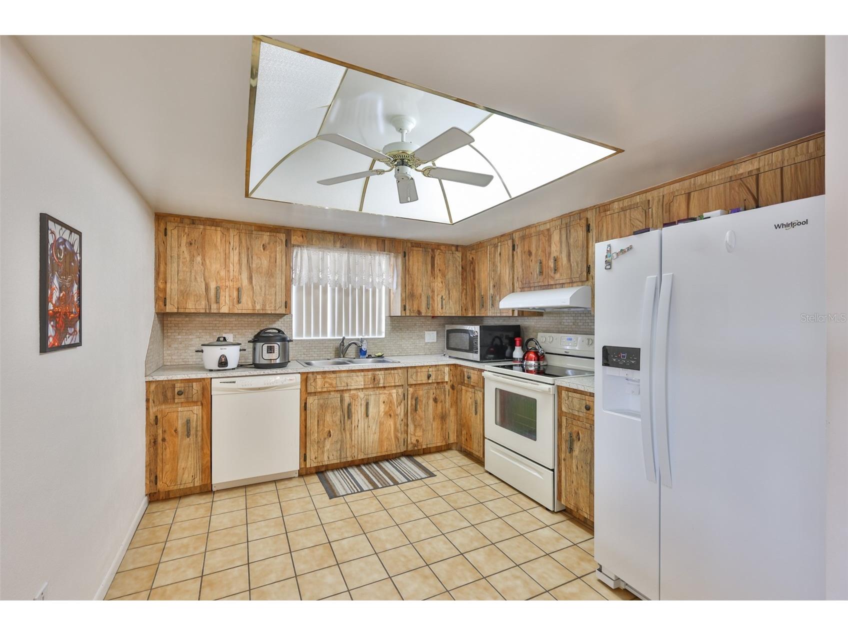 5534 22nd Avenue N Saint Petersburg FL 33710 TB8470316 image10