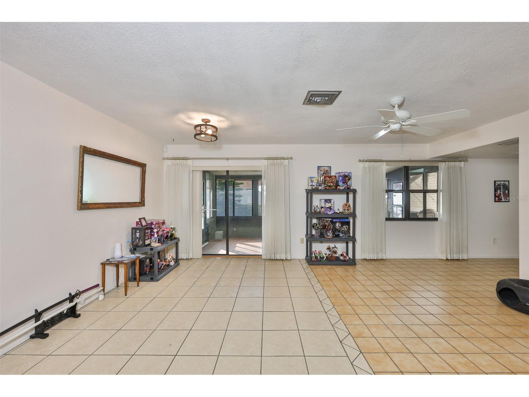 5534 22nd Avenue N Saint Petersburg FL 33710 TB8470316 image7