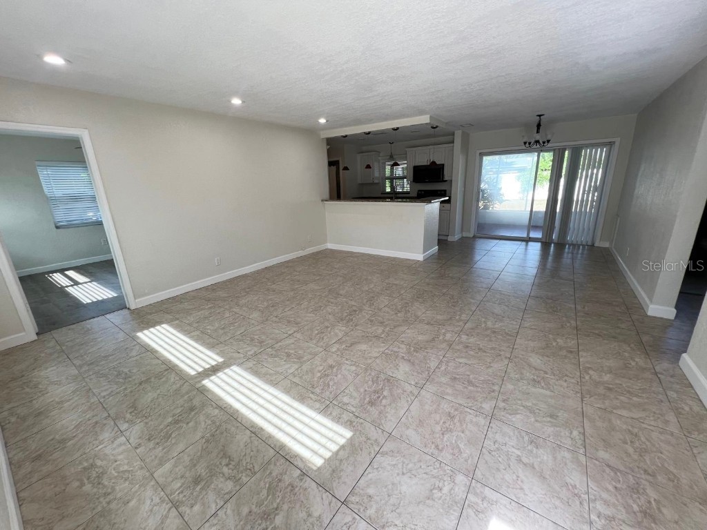 5535 24th Avenue N Saint Petersburg FL 33710 TB8453285 image2