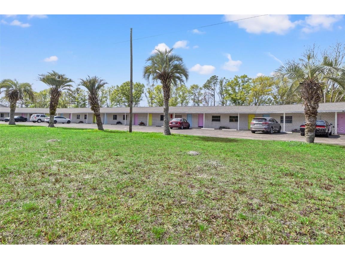 553597 Us Highway 1 #UNIT 3 Hilliard FL 32046 O6217245 image1