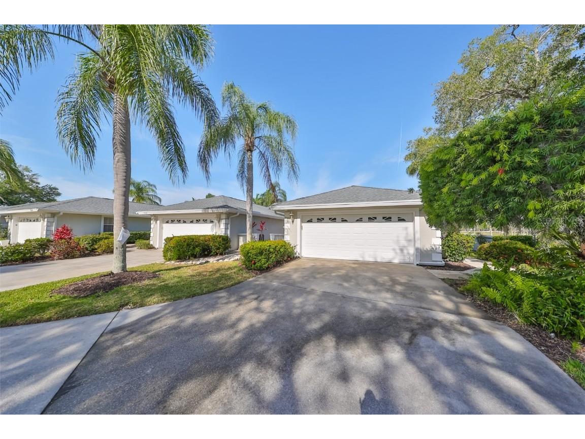 5536 Country Club Way #5536 Sarasota FL 34243 A4609349 image1