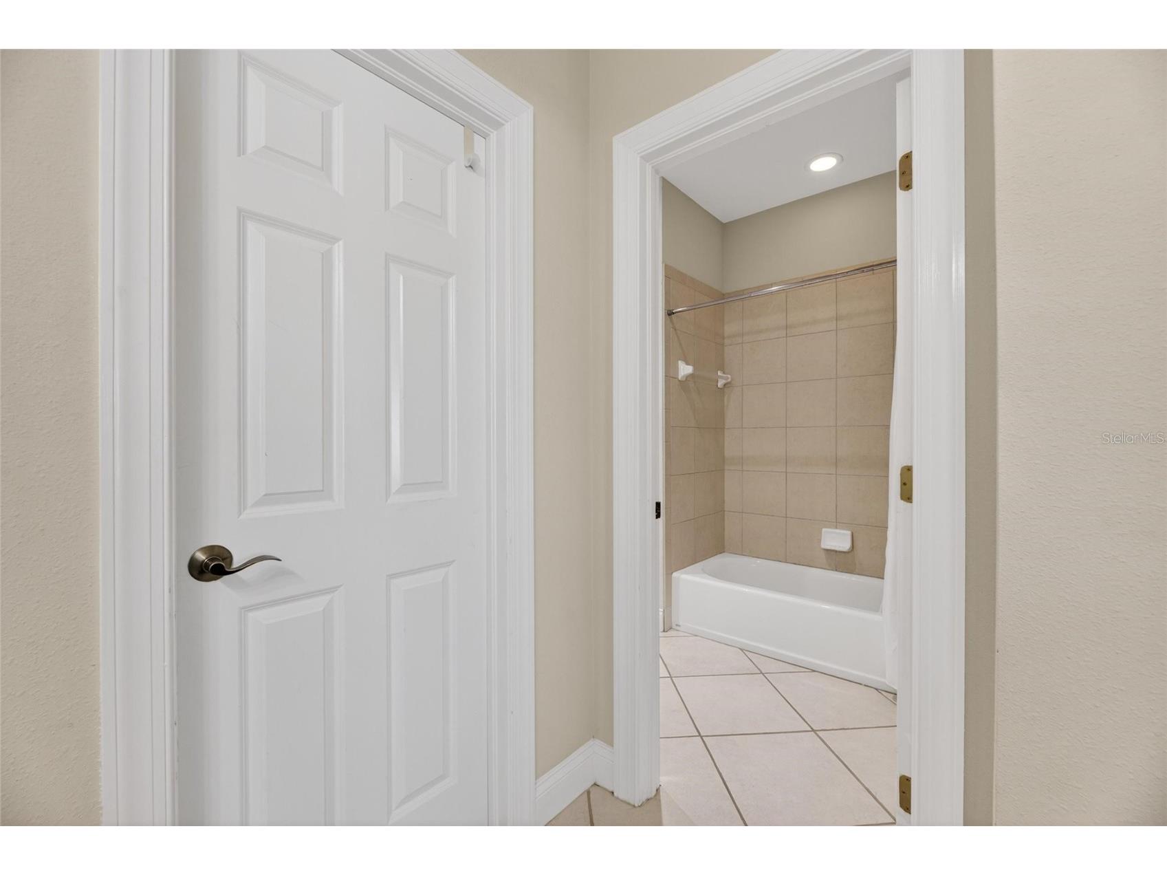 5536 Luminar Pointe Lane Apollo Beach FL 33572 TB8496417 image60