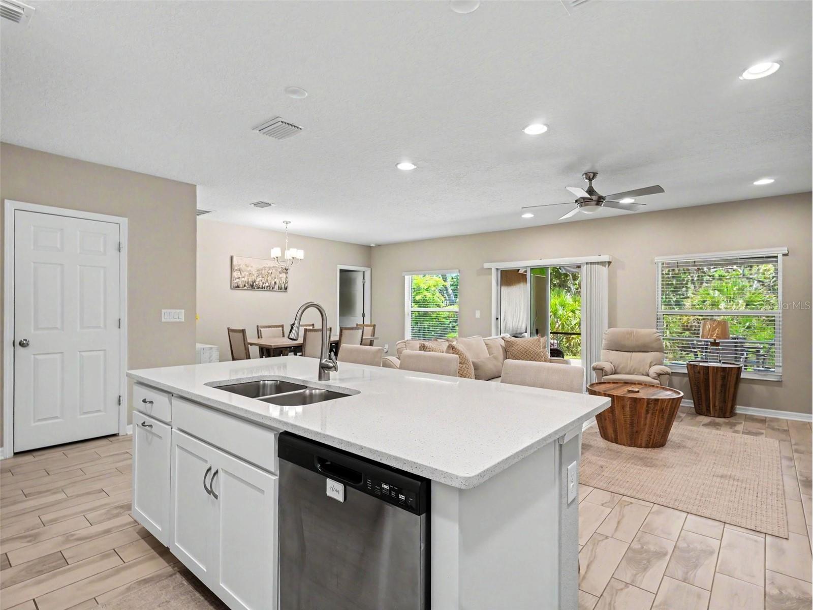 5536 Patano Loop Palmetto FL 34221 TB8509407 image12