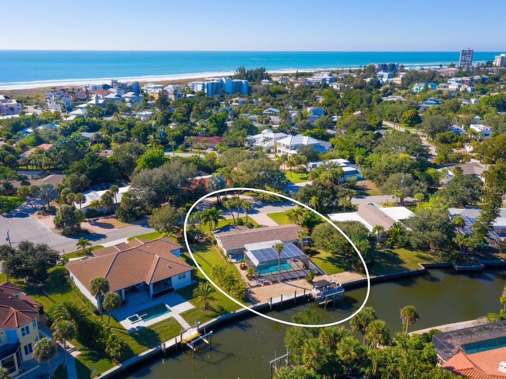 5537 Cape Leyte Drive Sarasota FL 34242 - THE GRAND CANAL A4630208 image1