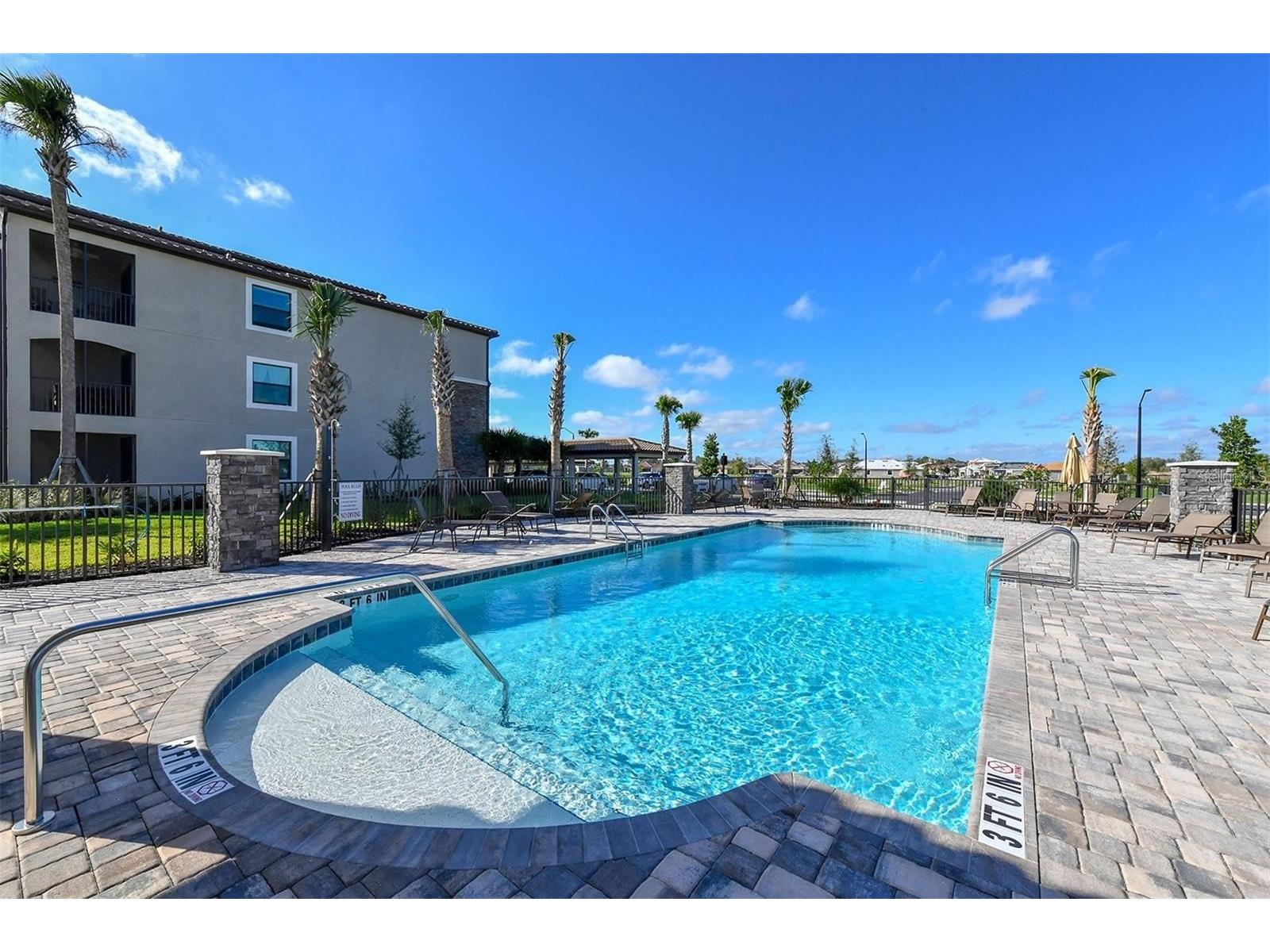 5537 Palmer Circle #201 Bradenton FL 34211 A4687315 image60
