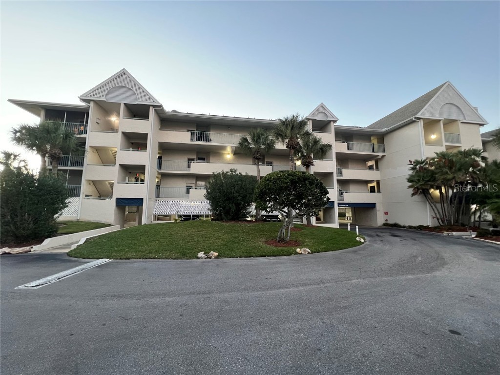 5537 Sea Forest Drive #304 New Port Richey FL 34652 W7851277 image1