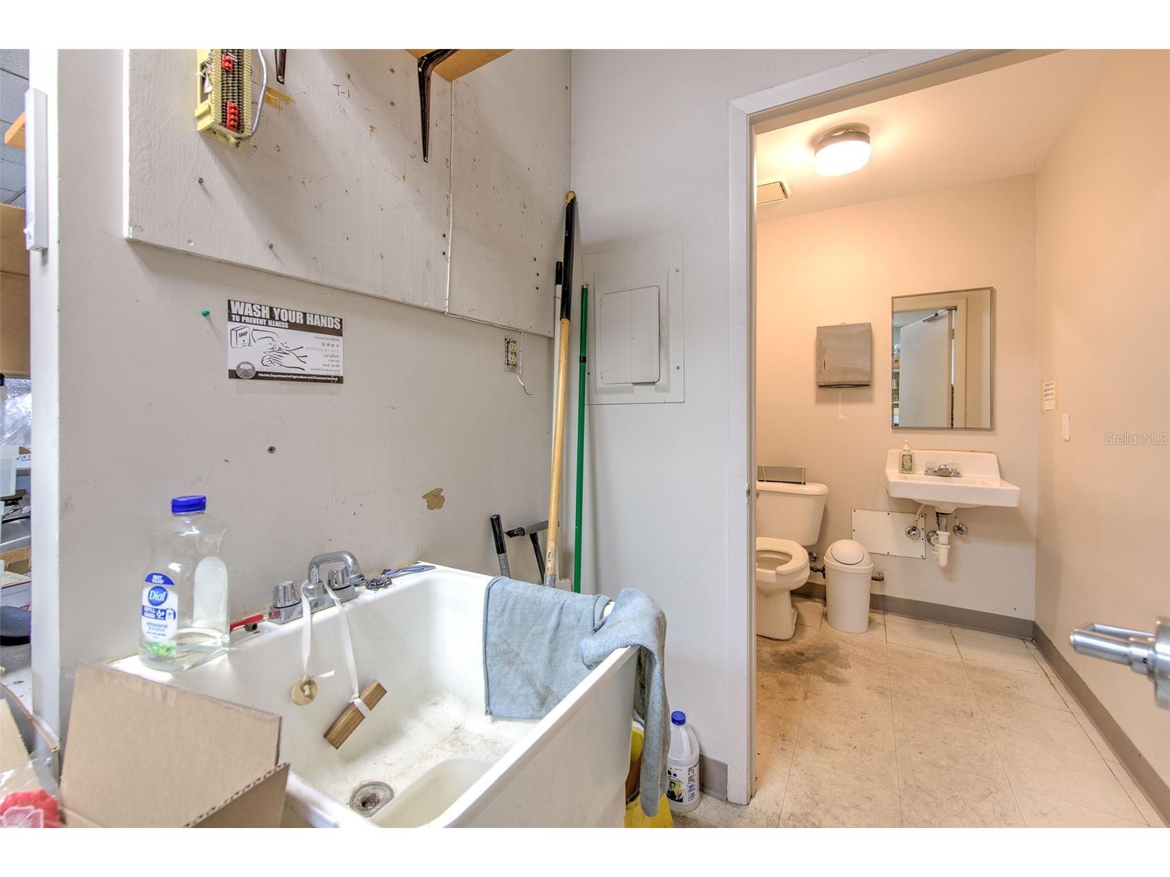 5537 Sheldon Road #V Tampa FL 33615 TB8404038 image26