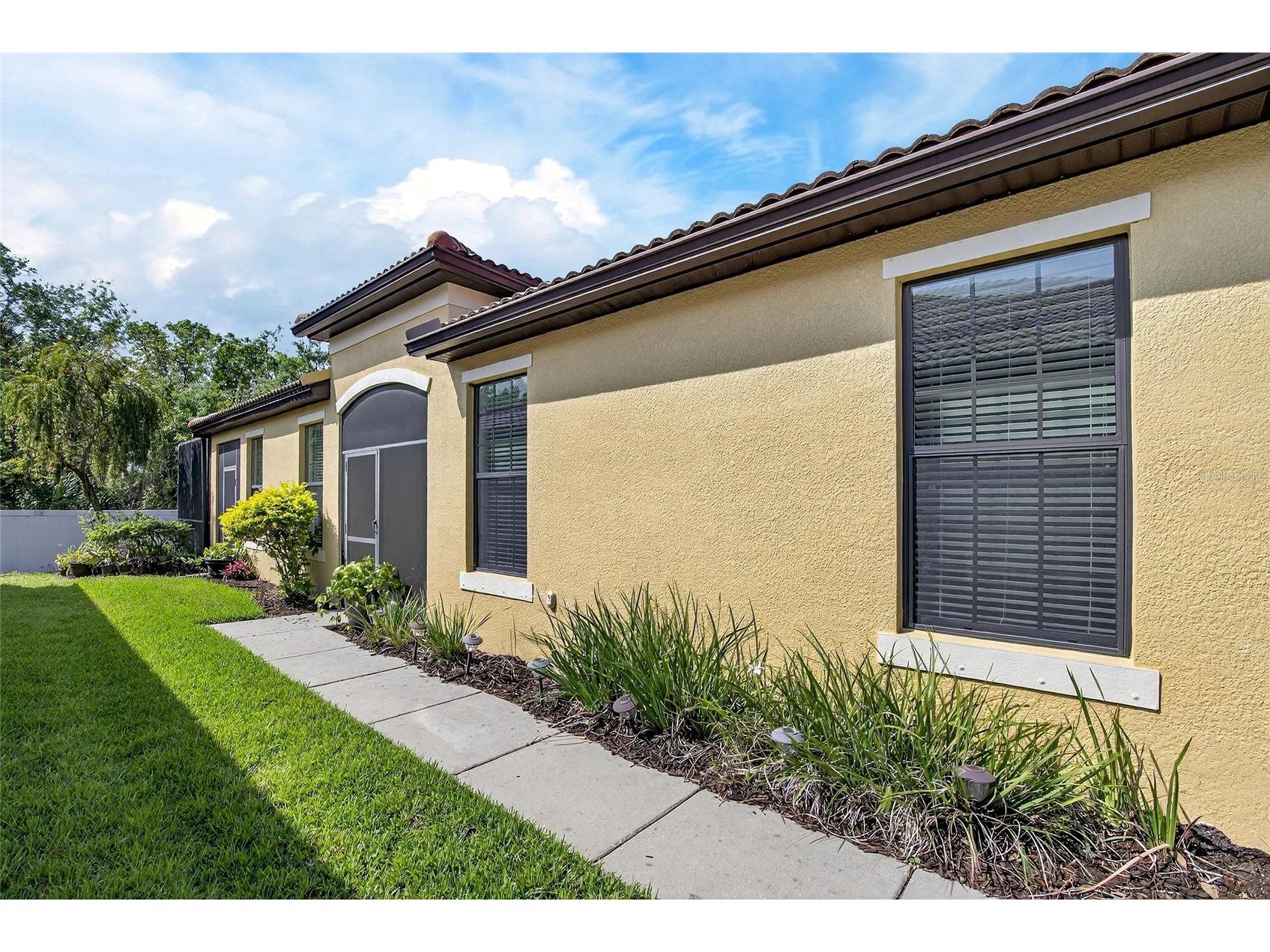5537 Sunset Falls Drive Apollo Beach FL 33572 TB8487528 image10