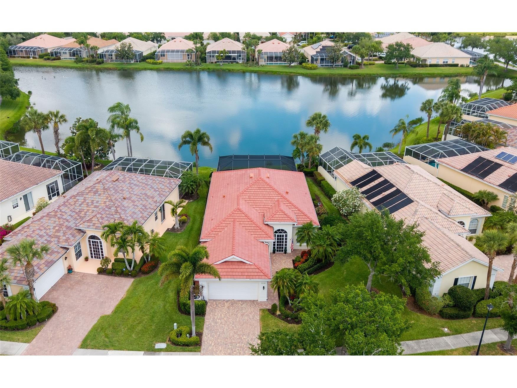 5538 Carmona Place Sarasota FL 34238 A4692899 image1