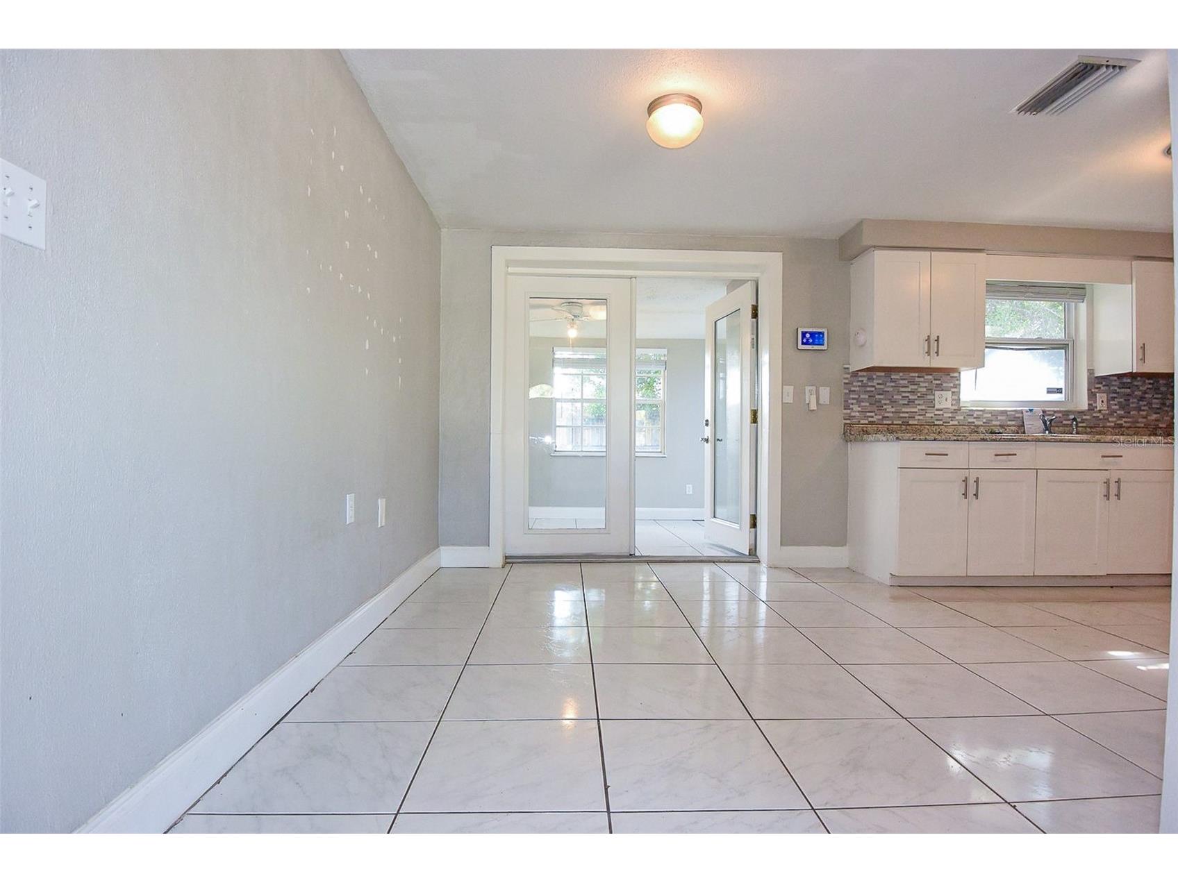 5538 Casino Drive Holiday FL 34690 W7882440 image10