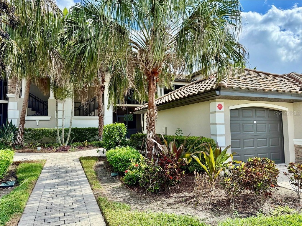 5538 Palmer Circle #104 Bradenton FL 34211 A4671266 image2