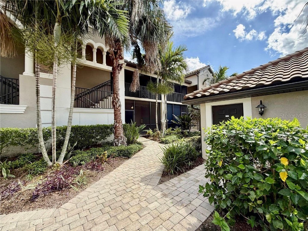 5538 Palmer Circle #104 Bradenton FL 34211 A4671266 image3