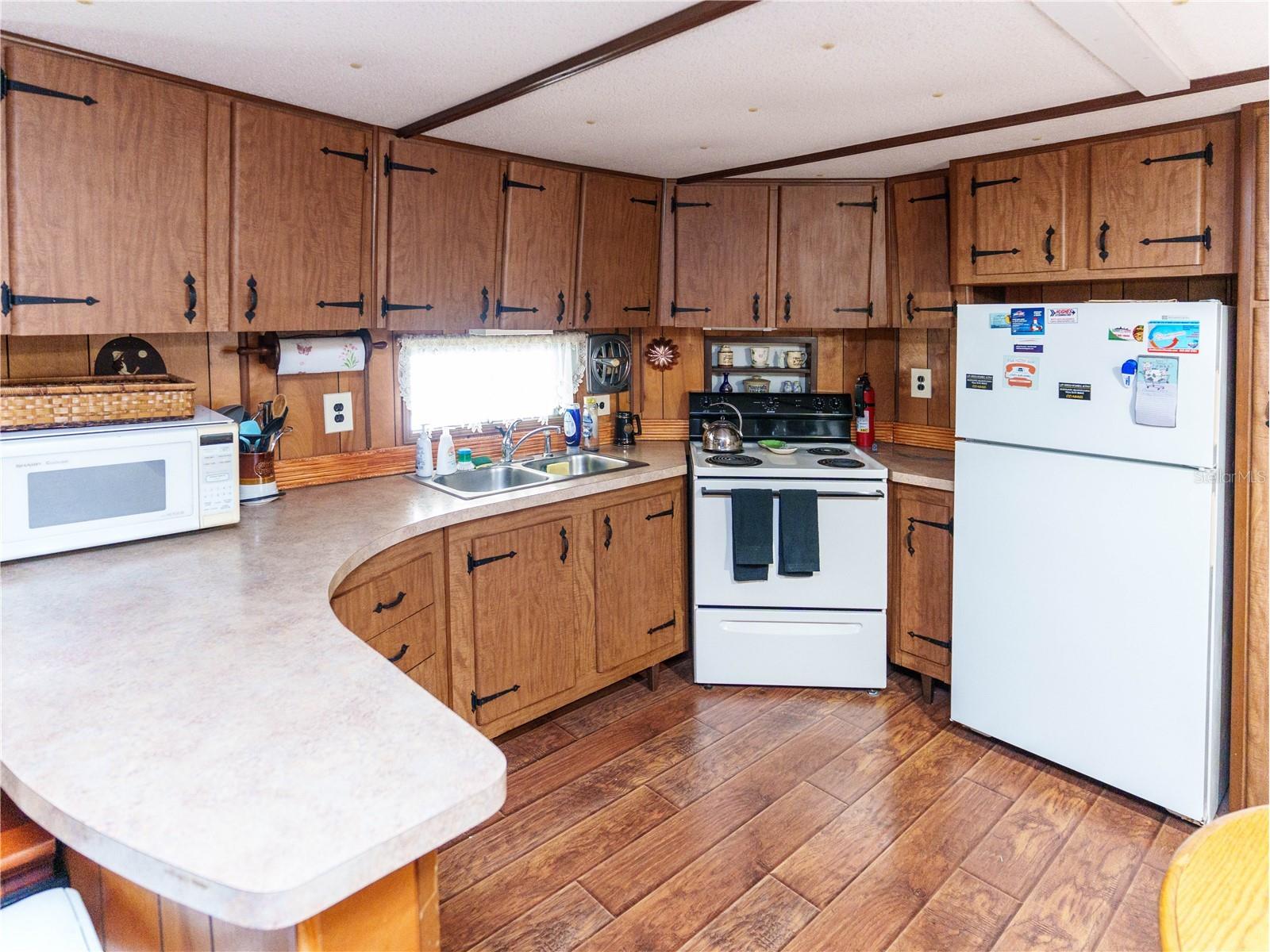 5539 Oak Ridge Avenue New Port Richey FL 34652 W7887783 image7