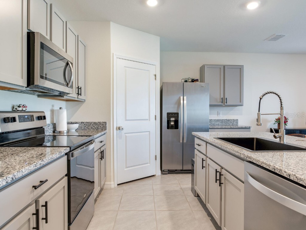 5539 Wandering Willow Drive Wesley Chapel FL 33545 TB8421259 image17