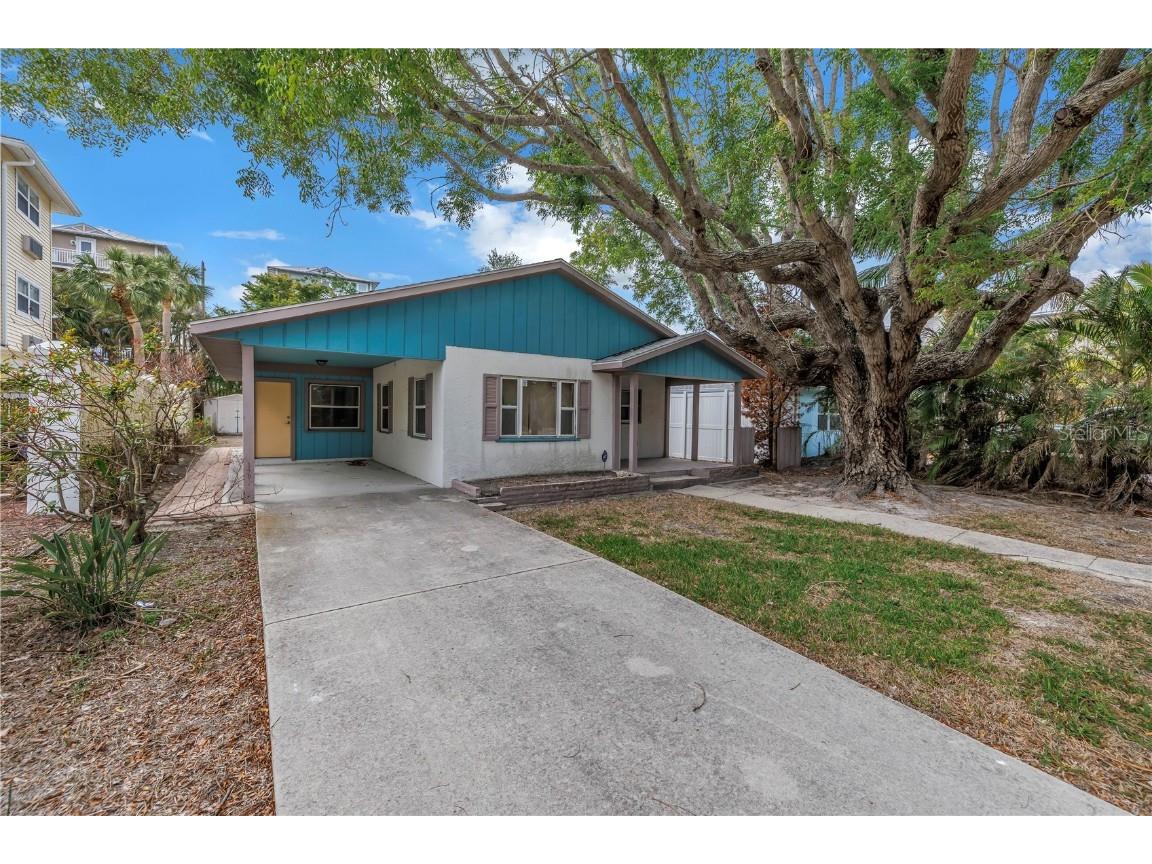 554 Canal Road Sarasota FL 34242 A4636233 image1