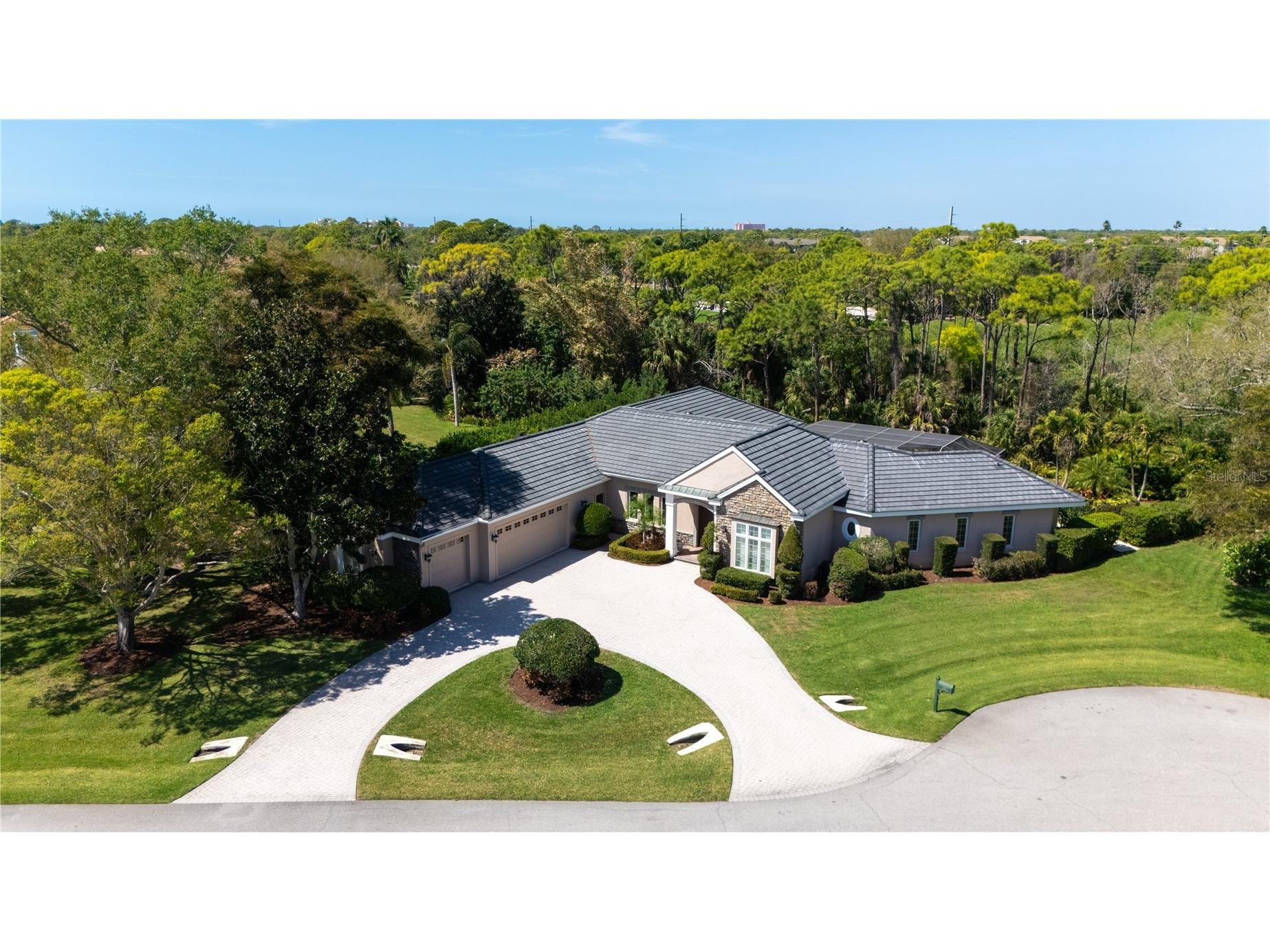 554 Dove Pointe Osprey FL 34229 A4686383 image1