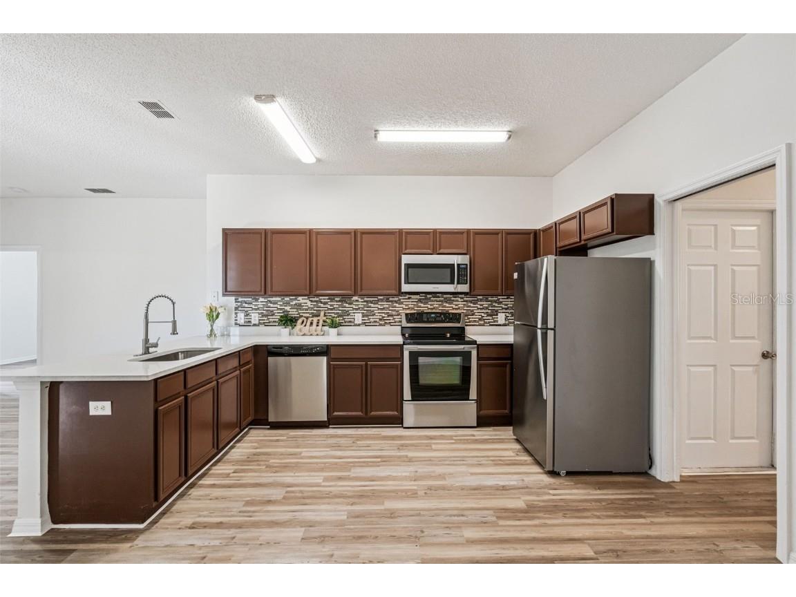 554 Nogales Court Kissimmee FL 34758 S5136886 image7