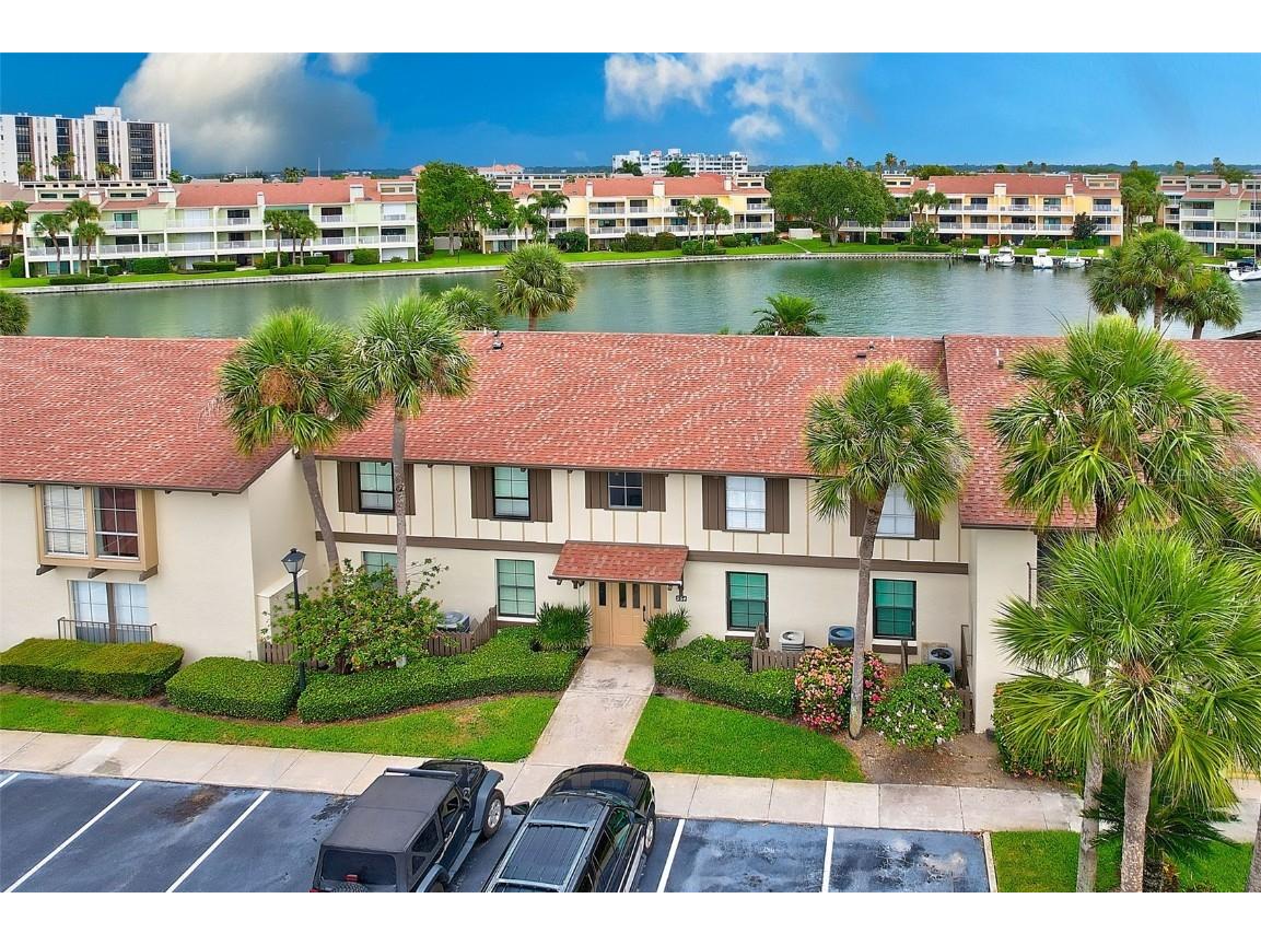 554 Plaza Seville Court #103 Treasure Island FL 33706 U8204950 image1