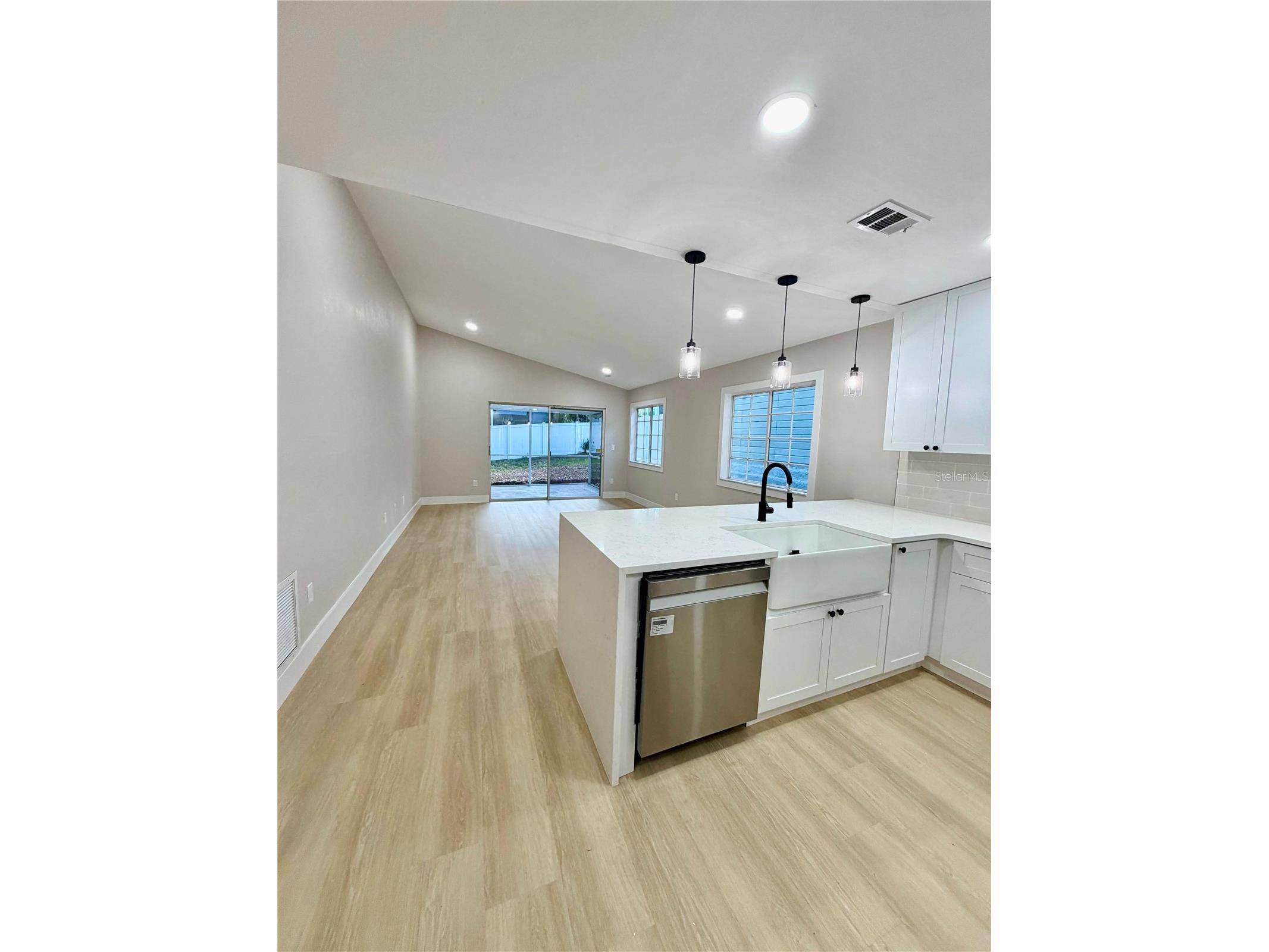 554 Portland Circle Apopka FL 32703 O6408664 image10