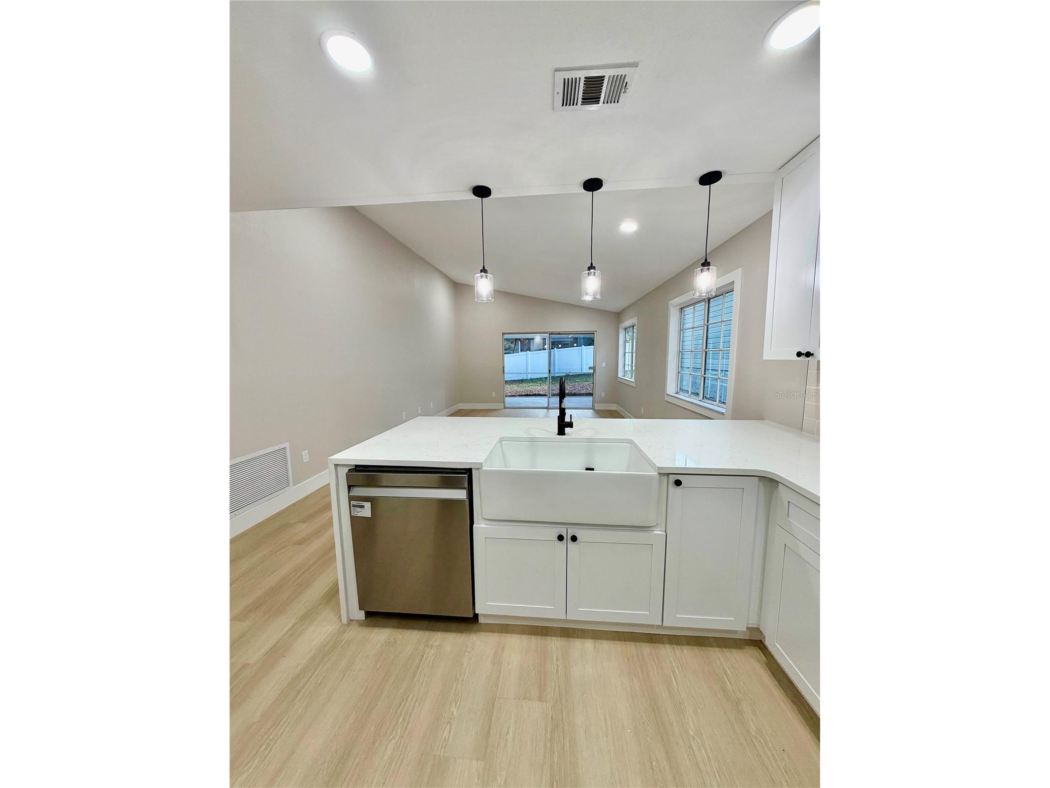 554 Portland Circle Apopka FL 32703 O6408664 image13