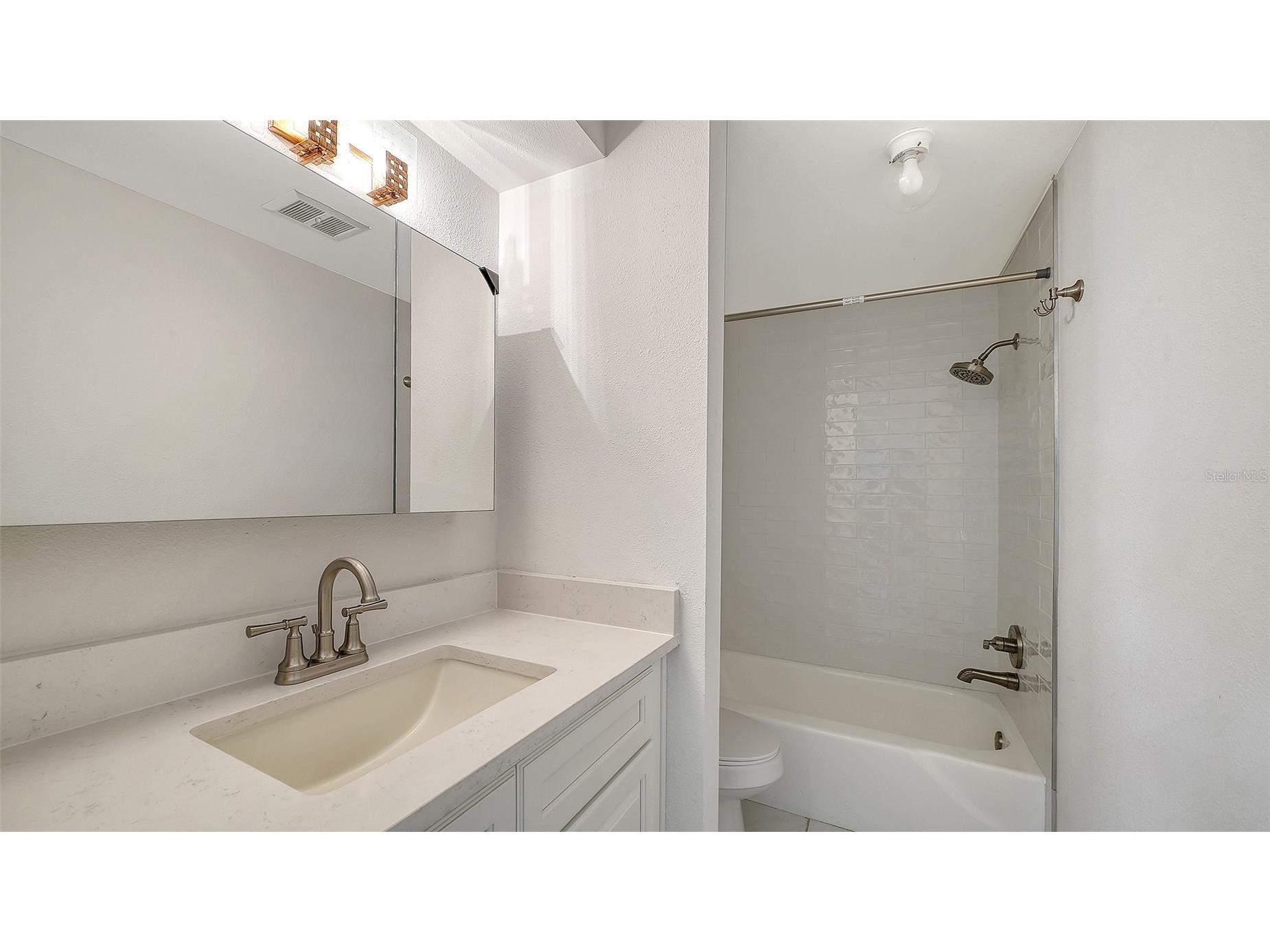 554 Spanish Drive S Longboat Key FL 34228 A4688632 image27