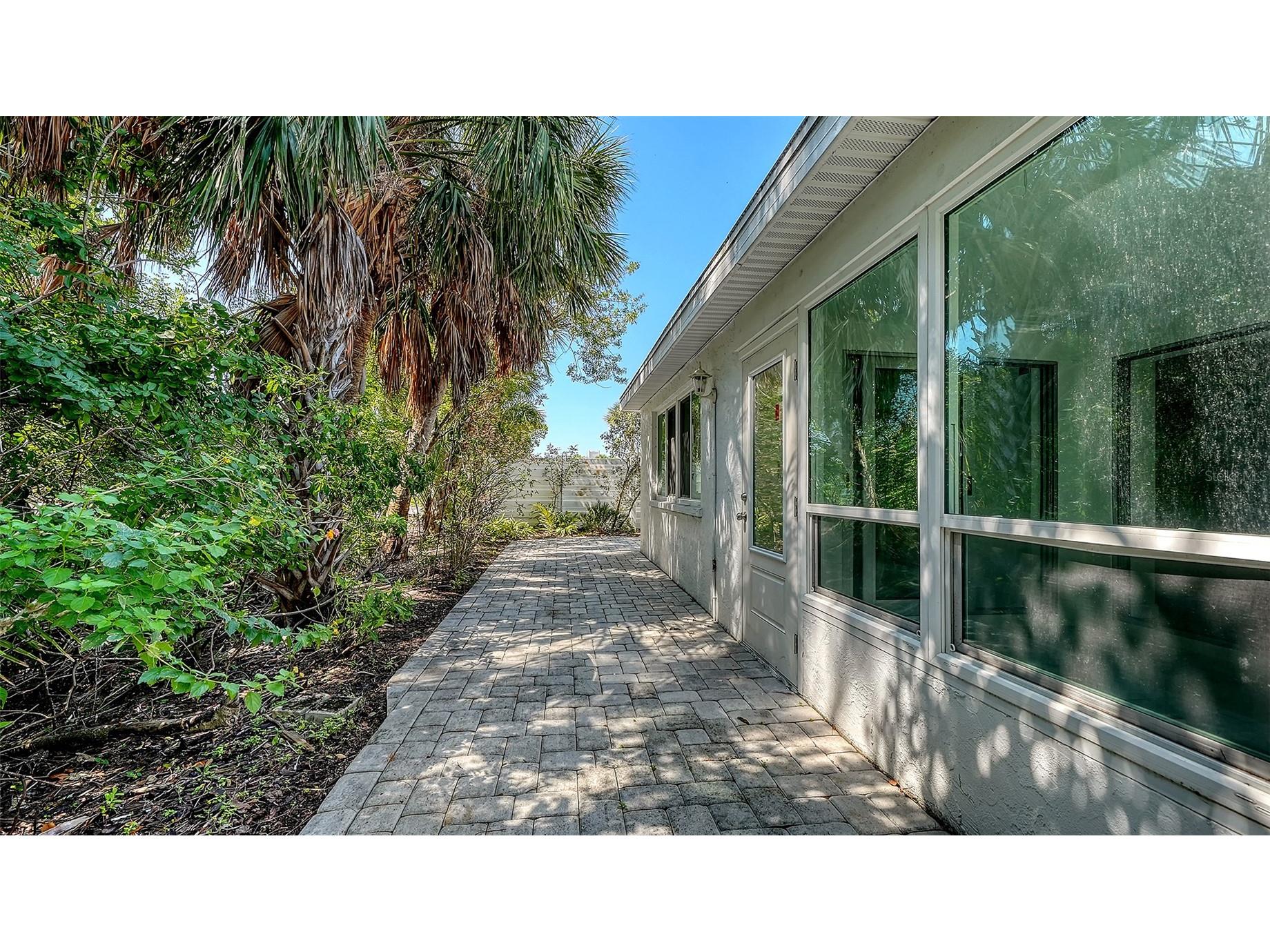 554 Spanish Drive S Longboat Key FL 34228 A4688632 image35
