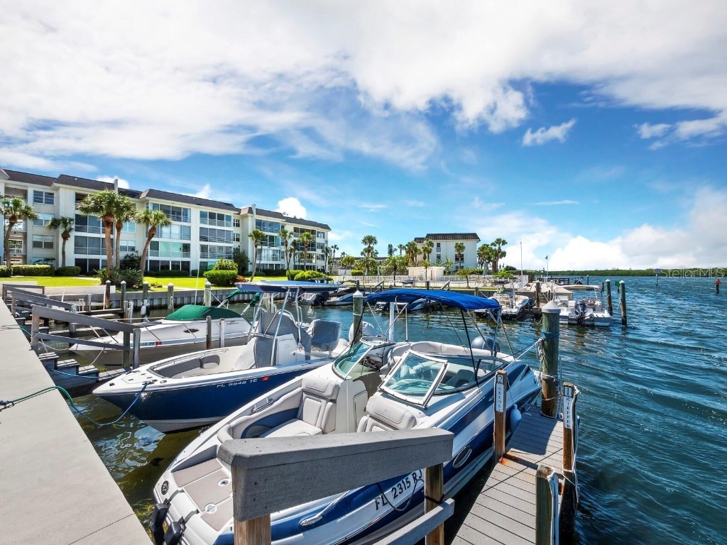 554 Sutton Place #554 Longboat Key FL 34228 A4677228 image23