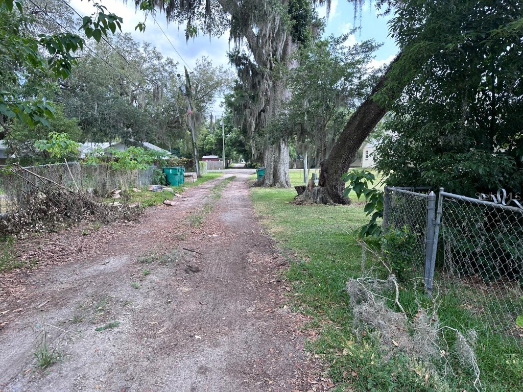 5540 8th Street Zephyrhills FL 33542 T3526527 image2