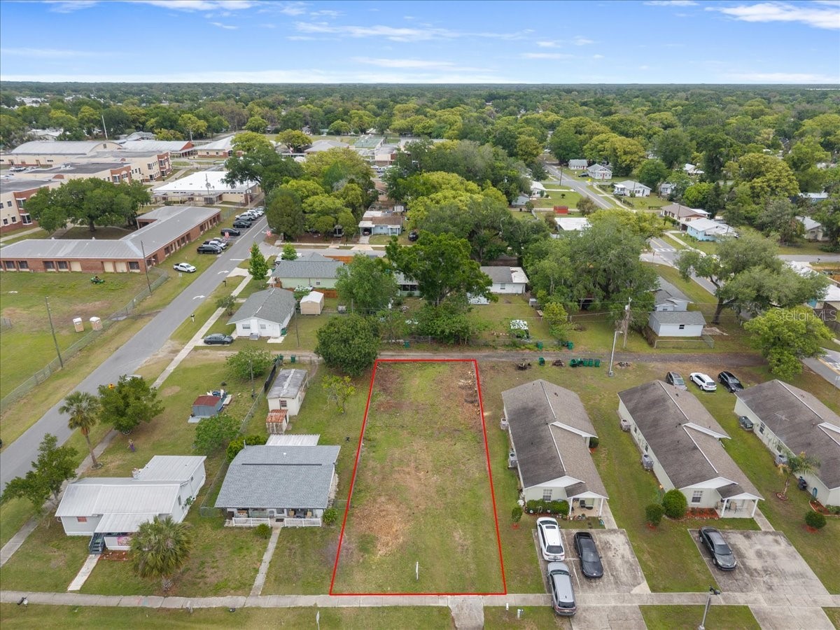 5540 8th Street Zephyrhills FL 33542 TB8493629 image1