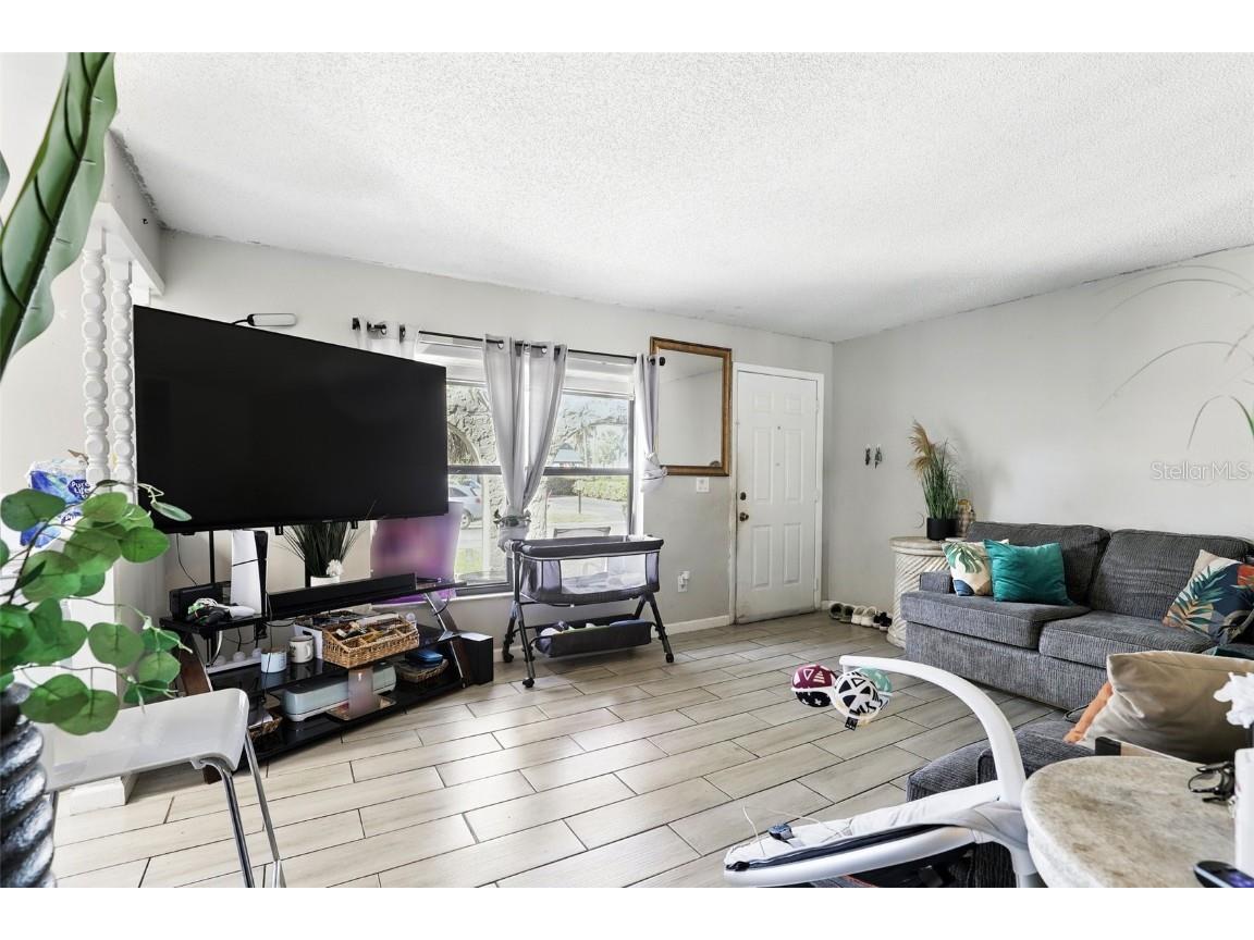 5540 Charleston Street Orlando FL 32807 S5125984 image3